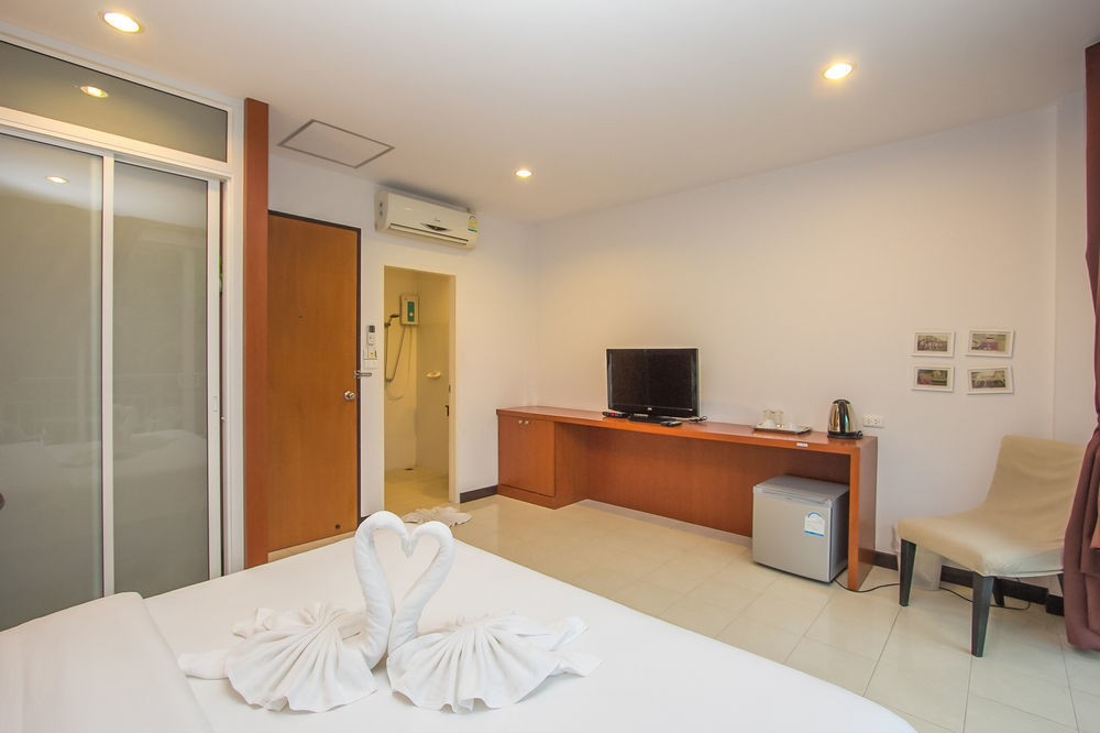 Sugar Ohana Poshtel Phuket Zewnętrze zdjęcie